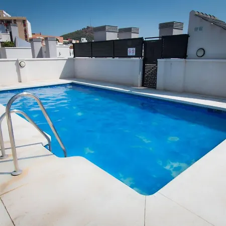 Holidays2malaga Refino Pool And Parking Màlaga